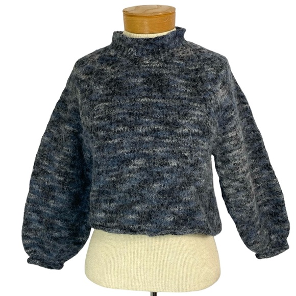 AMO Sz Small Slate Alpaca and Wool Crop Sweater - Picture 1 of 7